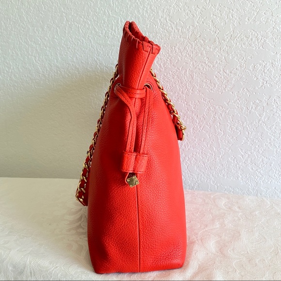 Tory Burch Thea Slouchy Chain Tote in Brilliant Red - Picture 11 of 12